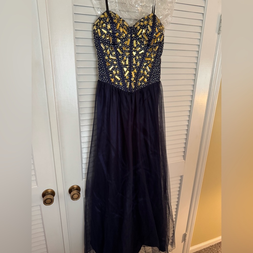 Elegant Navy and Gold Strapless Gown